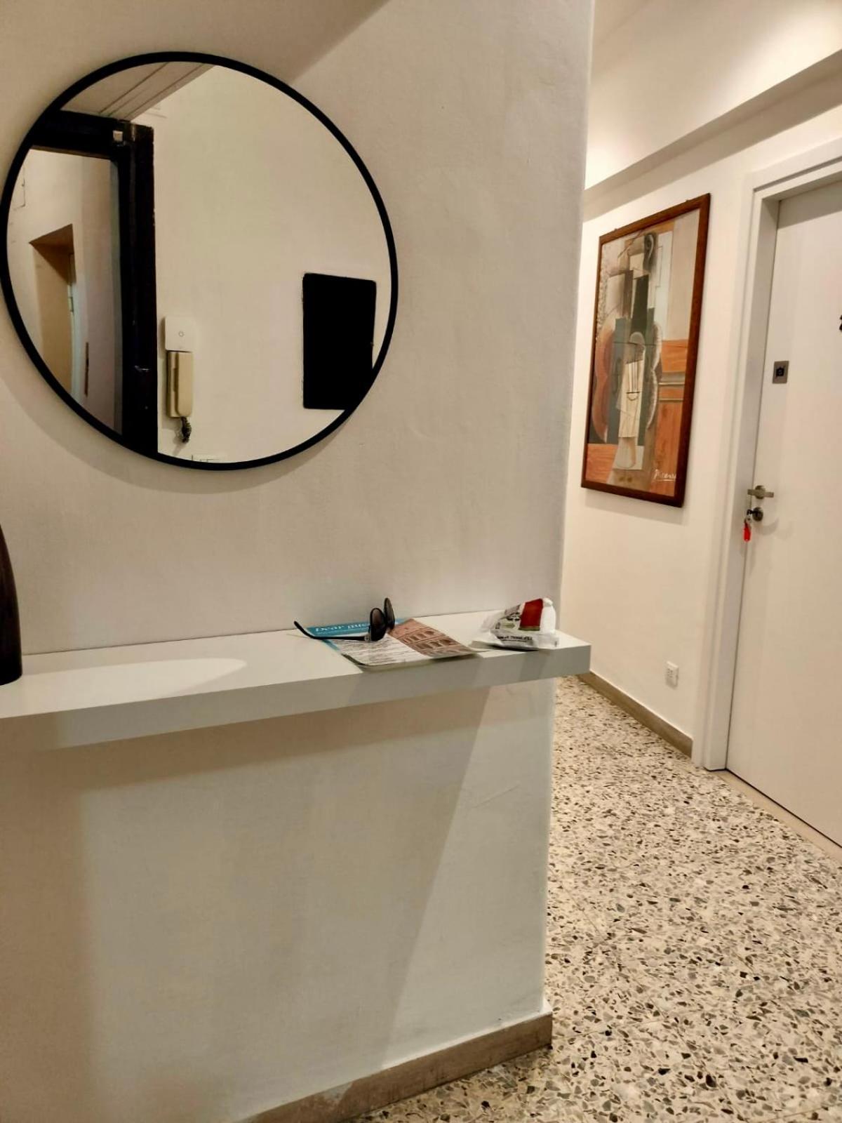 Mama Rooms And Apartment Rome Buitenkant foto